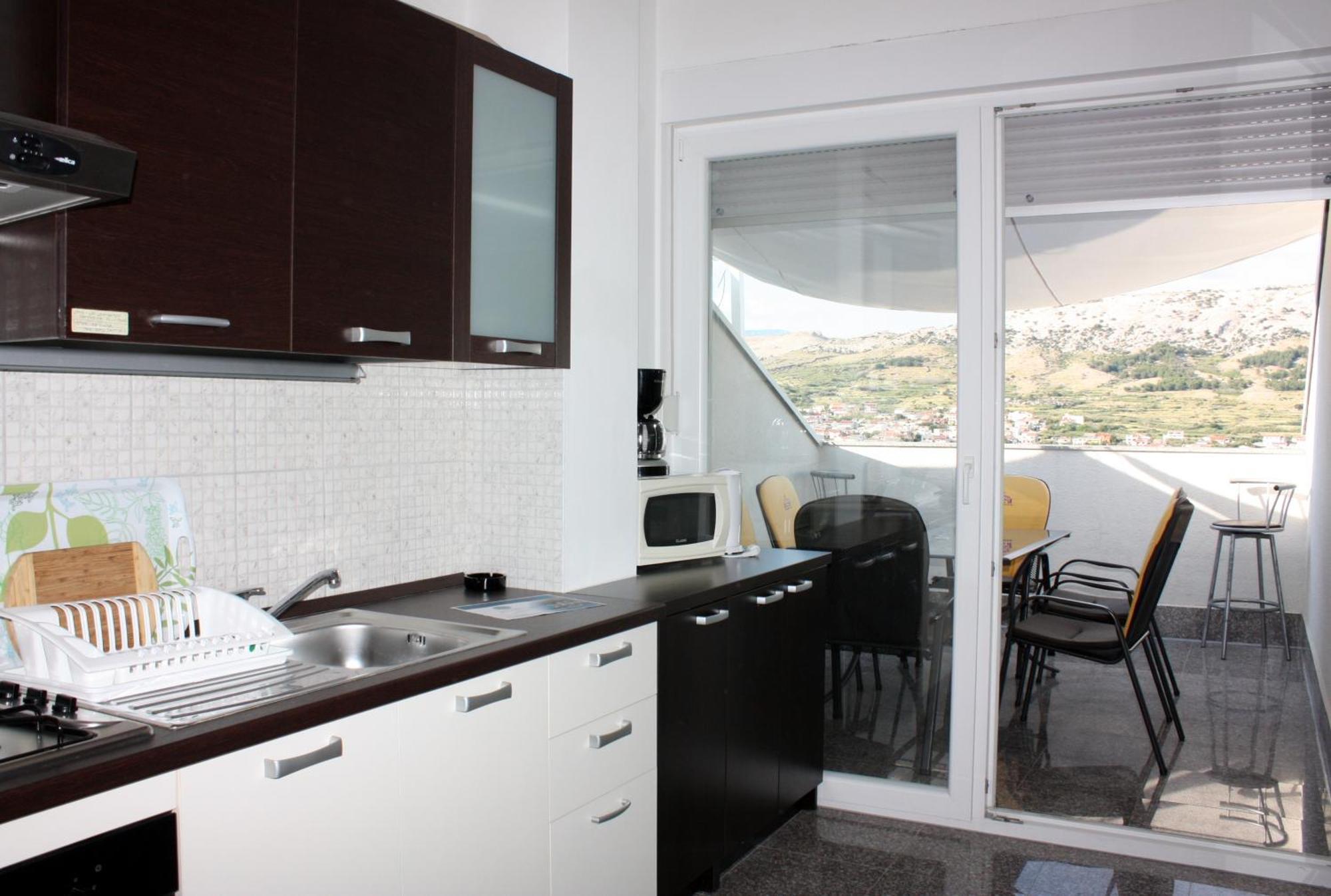 Apartments Sv. Jelena 2 Pag Town Quarto foto